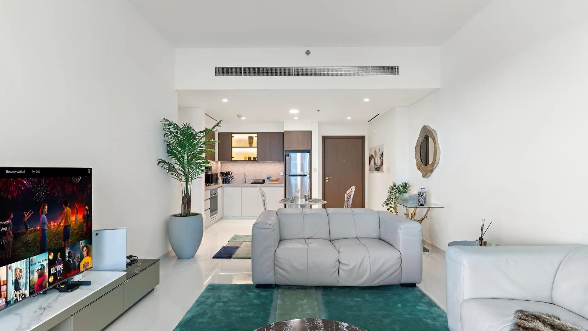 Fendi 1Br With Panoramic Sea View Apartment Dubai