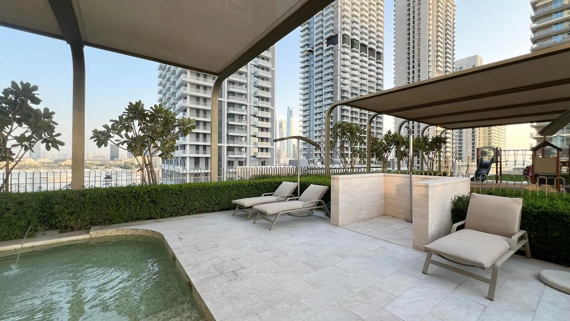 Fendi 1Br With Panoramic Sea View Apartment Dubai