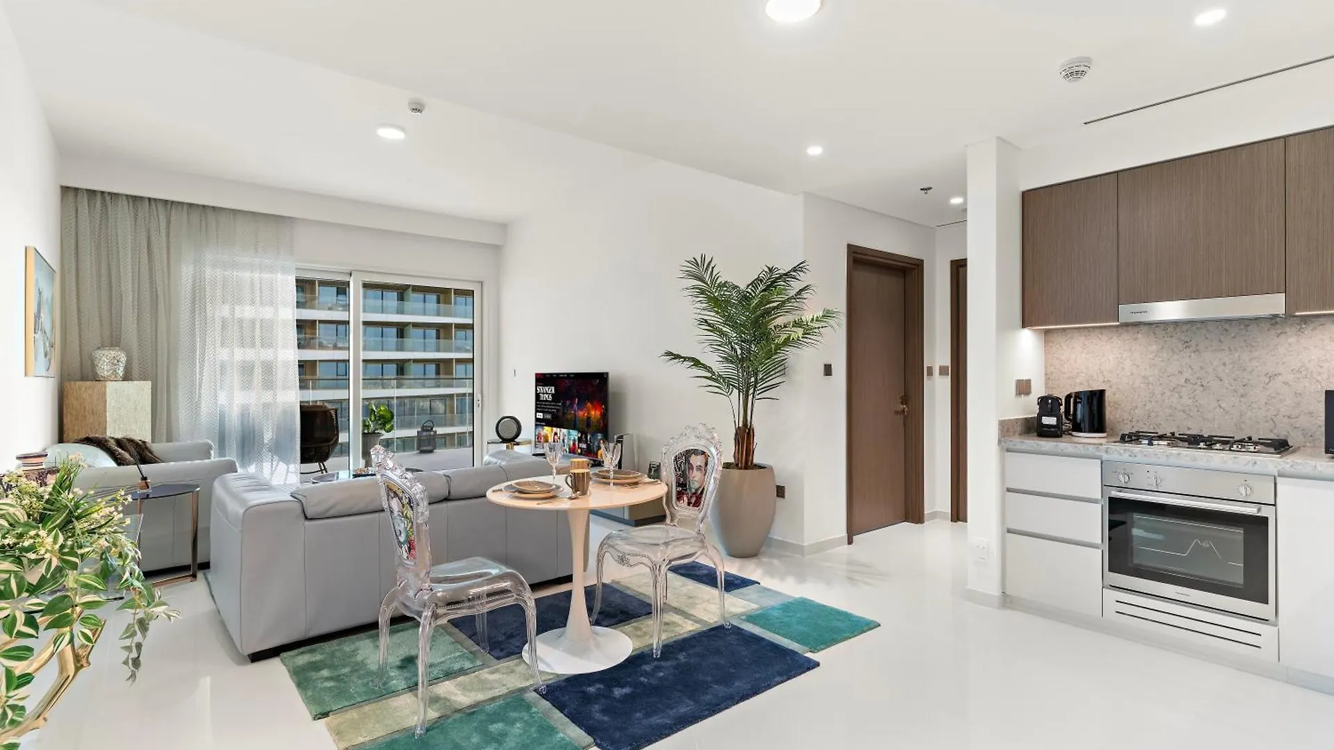 Fendi 1Br With Panoramic Sea View Apartment Dubai