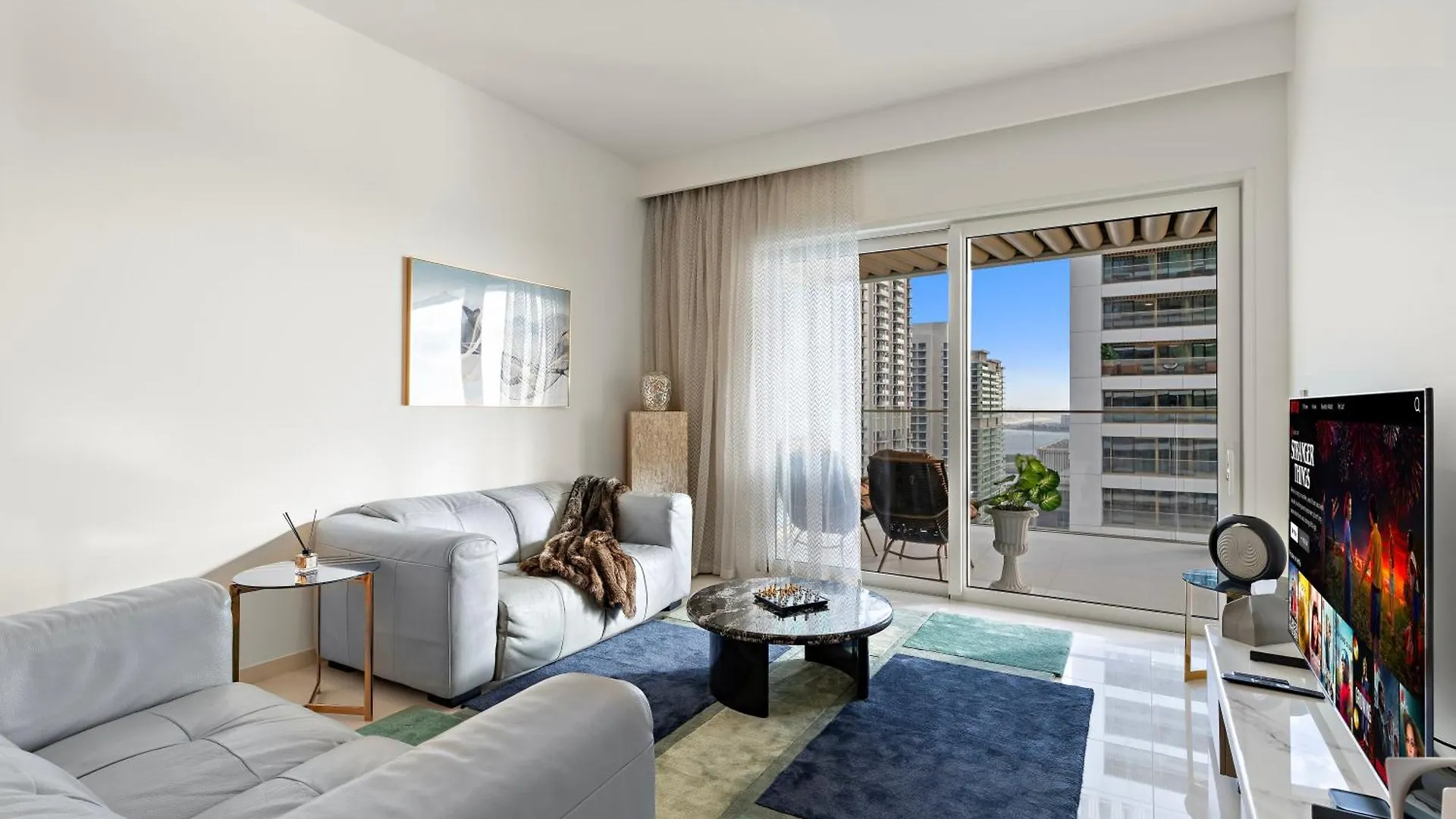Fendi 1Br With Panoramic Sea View Apartment Dubai